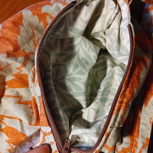 Handmade Crossbody Bag - Picture 3 of 5